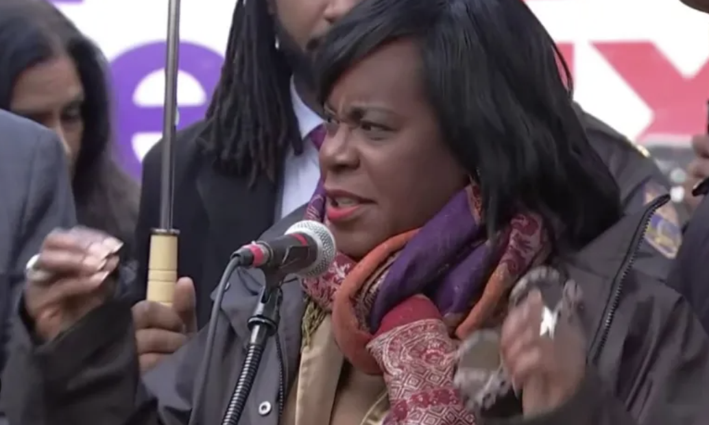 费城又一个血腥周末！至少24人中枪！4人死亡！市长表示“数字毫无意义”